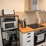 Neu! Grosse 3 Mit Kueche Und Bad, 90 Qm Mit Netflix Und Ps5 Kaiserslautern