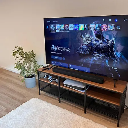 Appartamento Neu! Grosse 3 Mit Kueche Und Bad, 90 Qm Mit Netflix Und Ps5 *