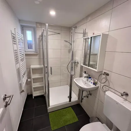 Neu! Grosse 3 Mit Kueche Und Bad, 90 Qm Mit Netflix Und Ps5 Appartamento *
