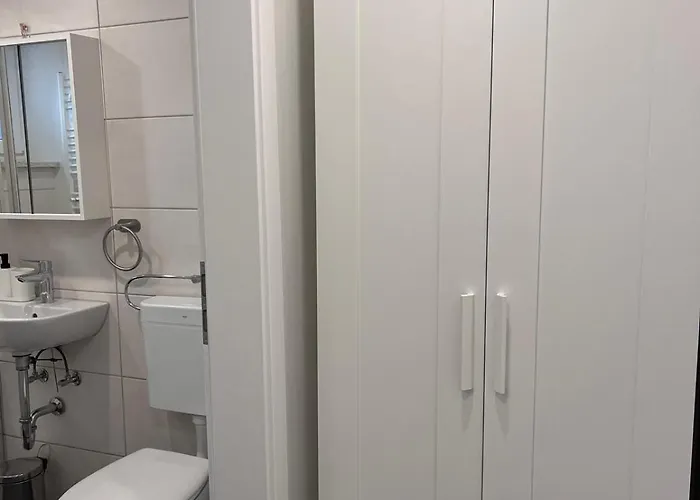 Apartamento Neu! Grosse 3 Mit Kueche Und Bad, 90 Qm Mit Netflix Und Ps5