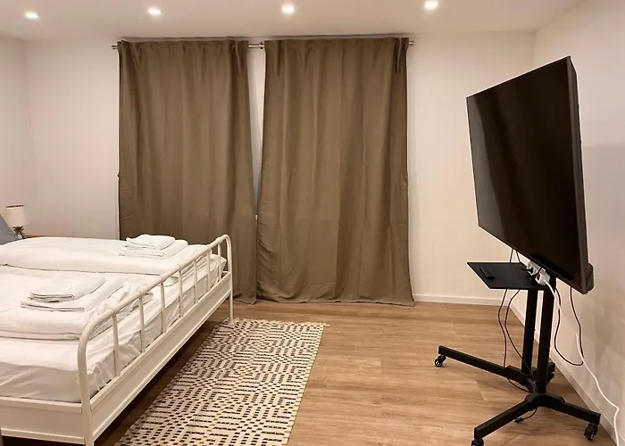 Apartamento Neu! Grosse 3 Mit Kueche Und Bad, 90 Qm Mit Netflix Und Ps5