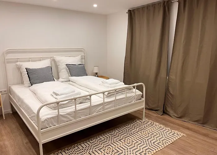 Neu! Grosse 3 Mit Kueche Und Bad, 90 Qm Mit Netflix Und Ps5 Apartamento *